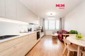Prodej bytu 4+kk, 72 m2, Praha, ul. Chmelová, cena 11990000 CZK / objekt, nabízí M&M reality holding a.s.