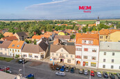 Pronájem obchodního objektu, 38 m2, Kralovice, Masaryk. nám., cena 8000 CZK / objekt / měsíc, nabízí M&M reality holding a.s.
