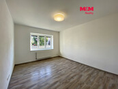 Pronájem bytu 2+1, 50 m2, Krnov, ul. Zeyerova, cena 11900 CZK / objekt / měsíc, nabízí M&M reality holding a.s.