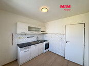 Pronájem bytu 2+1, 45 m2, Krnov, ul. Jesenická, cena 8000 CZK / objekt / měsíc, nabízí M&M reality holding a.s.