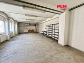 Pronájem skladu, 80 m2, Chomutov, ul. Vršovců, cena 7000 CZK / objekt / měsíc, nabízí 