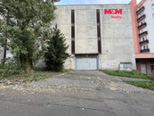 Pronájem garážového stání, 15 m2, Praha, ul. Pod Klaudiánkou, cena 2000 CZK / objekt / měsíc, nabízí M&M reality holding a.s.
