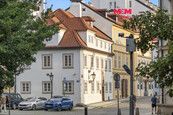Prodej rodinného domu, 383 m2, Praha, ul. Na Kampě, cena cena v RK, nabízí M&M reality holding a.s.