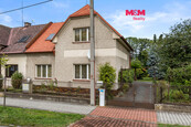 Prodej rodinného domu 150 m2, pozemek 612 m2, Bezručova, HK, cena 11900000 CZK / objekt, nabízí 