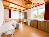Pronájem bytu 1+1, 34 m2, Praha, ul. Keltská, cena 12000 CZK / objekt / měsíc, nabízí M&M reality holding a.s.