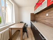 Pronájem bytu 3+1, 65 m2, Chomutov, ul. Mjr. Šulce, cena 12900 CZK / objekt / měsíc, nabízí 