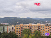 Pronájem bytu 2+kk, 42 m2, Ústí nad Labem, ulice Ježkova, cena 7000 CZK / objekt / měsíc, nabízí 