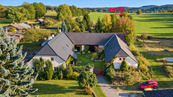 Prodej podílu 1/2 rodinného domu, 105 m2, Člunek, cena cena v RK, nabízí 