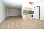 Pronájem bytu 2+kk, 47 m2, Trutnov, ul. Horská, cena 10500 CZK / objekt / měsíc, nabízí 