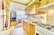 Prodej bytu 3+1, 80 m2, Chomutov, ul. Bezručova, cena 3281500 CZK / objekt, nabízí 