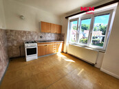 Pronájem bytu 1+1, 45 m2, Žatec, ul. Boženy Němcové, cena 10500 CZK / objekt / měsíc, nabízí 