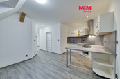 Pronájem bytu 2+kk, 52 m2, Cheb, ul. 26. dubna, cena 14000 CZK / objekt / měsíc, nabízí 
