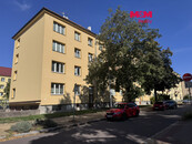 Pronájem bytu 2+kk v Pardubicích, ul. Benešovo náměstí, cena 16500 CZK / objekt / měsíc, nabízí 