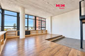 Prodej bytu 1+kk, 100 m2, Zlín, ul. J. A. Bati, cena 7800000 CZK / objekt, nabízí 