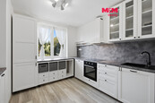 Prodej bytu 3+1, 80 m2, garáž, Tuchořice, ul. Tuchořice, cena 3880000 CZK / objekt, nabízí 