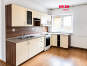 Pronájem bytu 2+kk, 53 m2, Pardubice, ul. Holcova, cena 17000 CZK / objekt / měsíc, nabízí 