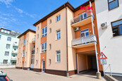 Pronájem bytu 2+kk v Hradci Králové, ul. Pavla Hanuše, cena 15000 CZK / objekt / měsíc, nabízí 