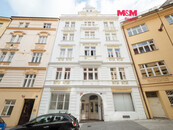 Prodej, byt 1+kk, 17 m2, Praha 1 - Nové Město, ul. Školská, cena 6290000 CZK / objekt, nabízí M&M reality holding a.s.