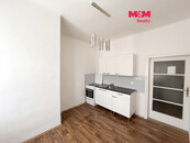 Pronájem bytu 1+1, 32 m2, Olomouc, ul. Zeyerova, cena 12500 CZK / objekt / měsíc, nabízí 
