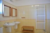 Krajní ŘRD 5+1/T/zahrada, pozemek 453 m2, cena 9980000 CZK / objekt, nabízí 