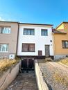 Prodej řadového patrového RD 4+1 Rajhradice u Brna, garáž, dvorek s hospodářským stavením, zahrada, cena 8490000 CZK / objekt, nabízí Multicont reality