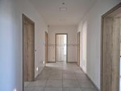 Pronájem obchodního prostoru 120m2, Ostrava, ulice Fügnerova, cena 20000 CZK / objekt / měsíc, nabízí Carroll & Dohnal s.r.o.