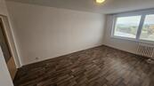 Pronájem velkého bytu 2 + kuch. kout s lodžií /53 m2/ v žádané lokalitě Příbram VIII, Brodská 104, cena 16420 CZK / objekt / měsíc, nabízí 