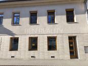 Pronájem krásného komerčního prostoru s výlohou Napajedla, ul. Palackého, cena 9500 CZK / objekt / měsíc, nabízí 