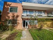 Pronájem 2 byty v rodinném domě Zlín Nivy - 2 bytové jednotky (5+1 a 1+1) + 3 garáž + dílna + sklad