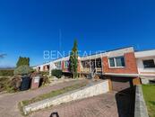 Pronájem zahrady se zázemím v suterénu Zlín Nivy - žádaná a klidná lokalita, cena 5000 CZK / objekt / měsíc, nabízí BEN realitní kancelář s.r.o.