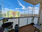Prodej - byt 2+1 Otrokovice Hlavní 54m2 s velkou lodžií, cena 4190000 CZK / objekt, nabízí 