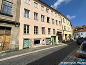 Prodej bytu 3+1, 87,5m2, v historickém centru Znojma, cena 3590000 CZK / objekt, nabízí Nemovitosti Znojmo s.r.o.