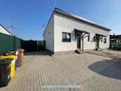 Prodej rodinného domu 2+kk, novostavba, terasa, zahrada!, cena 6900000 CZK / objekt, nabízí Nemovitosti Znojmo s.r.o.