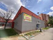 Pronájem komerčního prostoru, 142 m2 viditelné místo u hlavní silnice směr Vídeň, cena 18000 CZK / objekt / měsíc, nabízí 