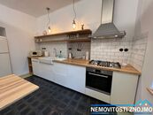 Exkluzivní byt 2+kk, architektonický skvost, centrum Znojma, cena 12500 CZK / objekt / měsíc, nabízí 