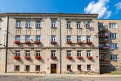 Pronájem cihlového bytu 2+1 se zahrádkou, ul. Na Vinici, Znojmo, cena 13500 CZK / objekt / měsíc, nabízí 