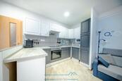 Byt 2+kk, 53 m2 centrum Znojma, klidný vnitroblok, cena 11500 CZK / objekt / měsíc, nabízí Nemovitosti Znojmo s.r.o.