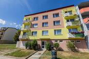Prodej bytu 3+1 s balkonem, dům po revitalizaci, k.ú. Hodonice u Znojma, cena 4190000 CZK / objekt, nabízí 