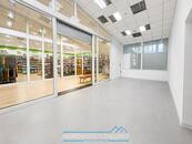 Pronájem komerčního prostoru 46m2, Family City, Hatě u Znojma , cena 15000 CZK / objekt / měsíc, nabízí Nemovitosti Znojmo s.r.o.
