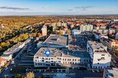 Prodej zařízeného bytu 2+kk s balkonem, v novostavbě, ul. Kosmákova, Znojmo, cena 5990000 CZK / objekt, nabízí 