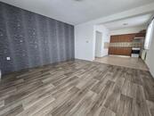 Prodej bytu 2+kk v Moravských Budějovicích na ulici Hloužkova , cena cena v RK, nabízí 