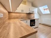 Pronájem bytu 3+kk /74m2/ s vlastní parkovacím stáním v Třešti , cena 15800 CZK / objekt / měsíc, nabízí 