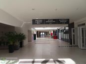 Pronájem obchodních prostor v Centru Velká Ohrada, cena 30717 CZK / objekt / měsíc, nabízí 