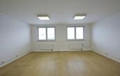 Kancelářský celek 206 m2 v komerčním areálu, Praha 10 - Malešice, cena 49000 CZK / objekt / měsíc, nabízí Realitní agentura Starlet s.r.o.