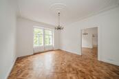 Reprezentativní kancelářské prostory 255 m2, Praha 2, Náměstí Míru, cena 129000 CZK / objekt / měsíc, nabízí Realitní agentura Starlet s.r.o.