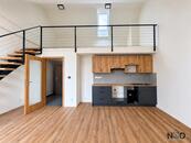Pronájem moderního mezonetového bytu 1+kk s galerií, 54,1 m², Úherce u Nýřan, cena 15000 CZK / objekt / měsíc, nabízí 
