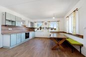 Místo, kde zpomalí čas | dům s apartmány v srdci Novohradska., cena 6300000 CZK / objekt, nabízí Real Agency 360