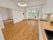 Pronájem bytu 4+kk, 120 m, 2. NP, 2x balkon, klimatizace Praha 3, Vinohrady, ul. Slezská., cena 49900 CZK / objekt / měsíc, nabízí 