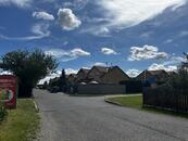 Prodej stavebního pozemku 1128 m2 na Praze západ - Tachlovice, cena 9980000 CZK / objekt, nabízí OKOreality.cz