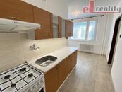 Pronájem bytu 2+1, Hranice, ul. Tř. 1. máje, 56 m2, cena 14900 CZK / objekt / měsíc, nabízí 